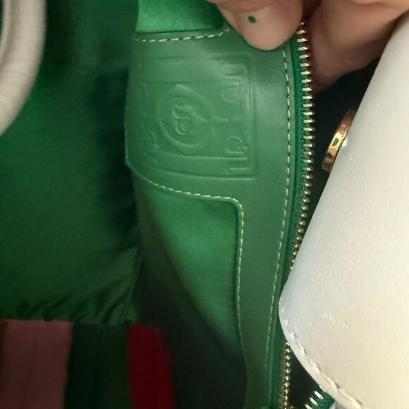 Sara Battaglia Plisse white Rainbow Tote Handbag - Picture 8 of 8